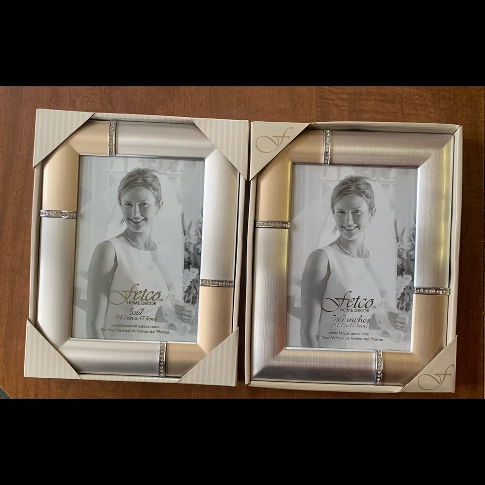 Lauren-slvr/gld white rhinestone 5x7 picture frame